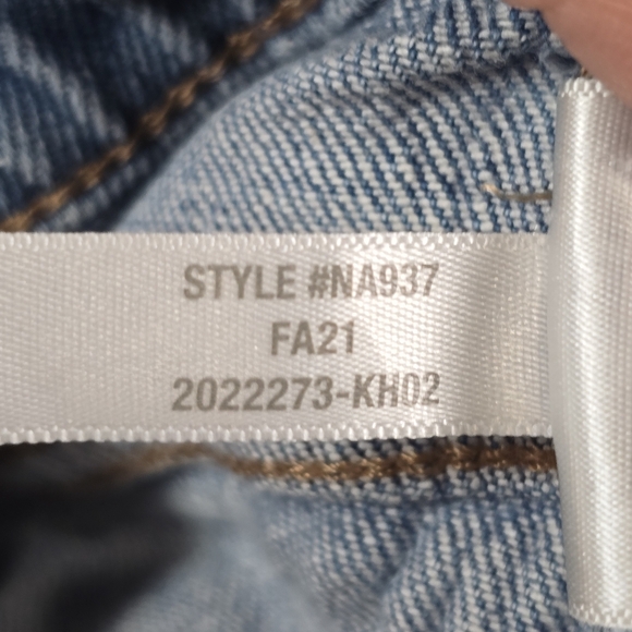 Madewell The High Rise Slim Boyjean in Neal Wash: Tencel Denim Edition Size 25 - Picture 10 of 10